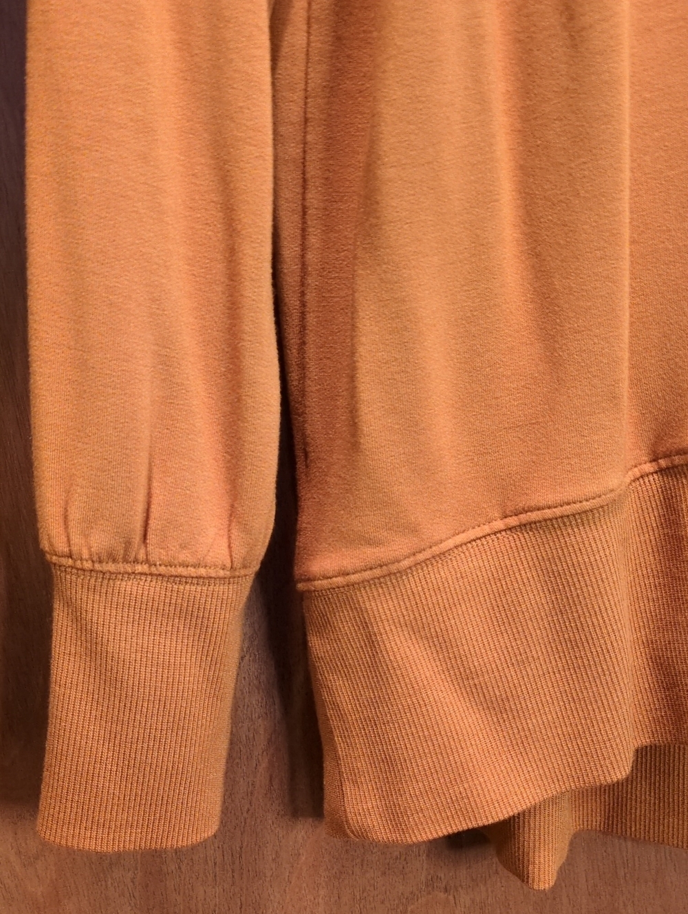 Lou & Grey Signature Soft Half-Zip Pullover in Rust Size M - Picture 3 of 6